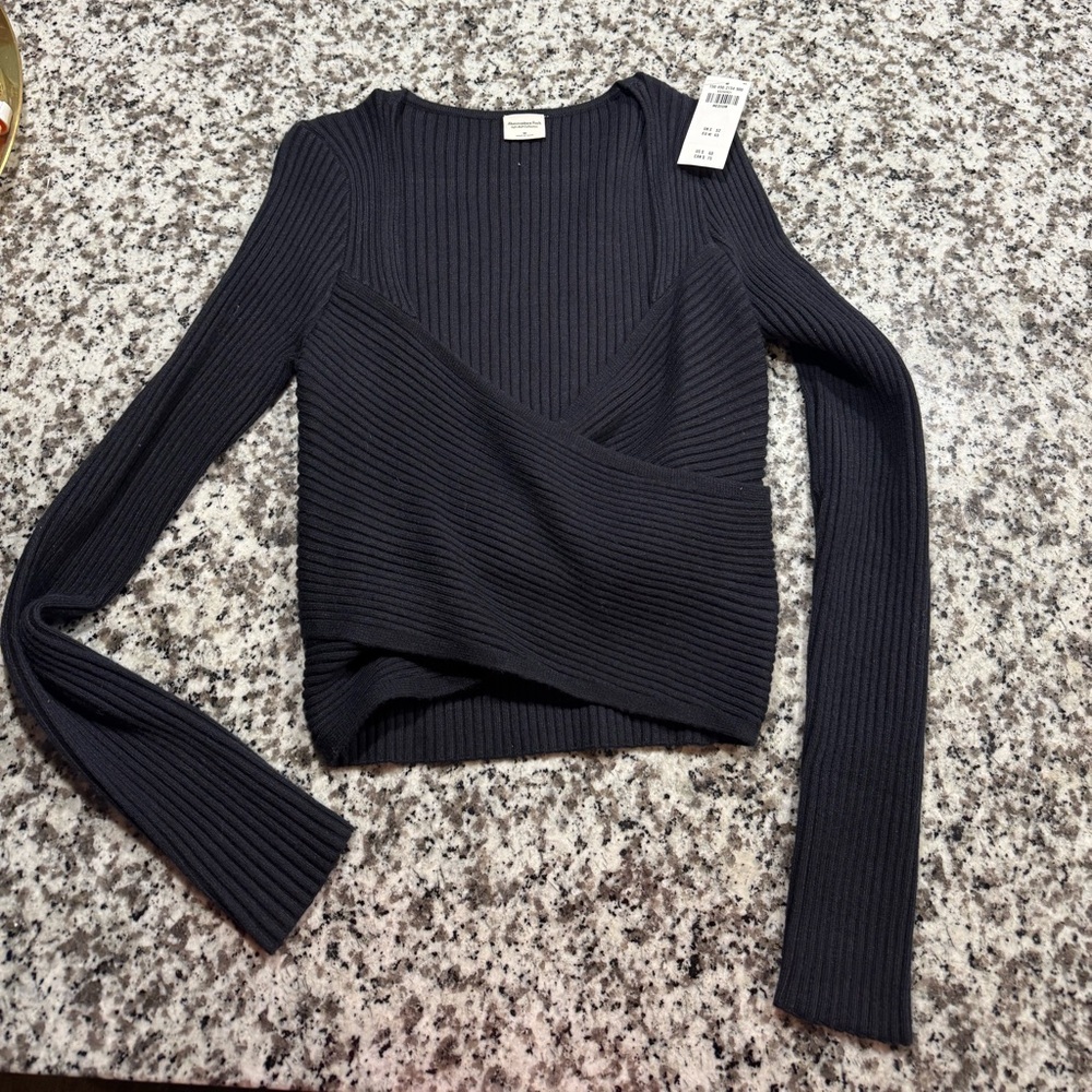 Abercrombie & Fitch Charcoal Ribbed V-Neck Top